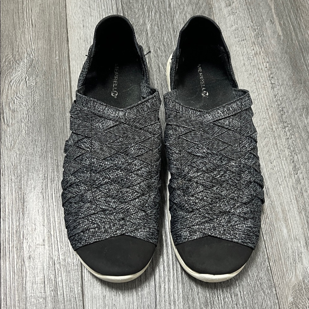 Merrell Flora Kye Weave Moc slip-on shoe /black& grey/ size 8